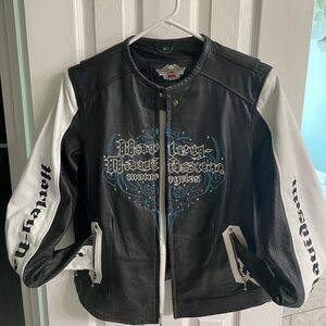 Harley Davidson Leather Jacket, size large